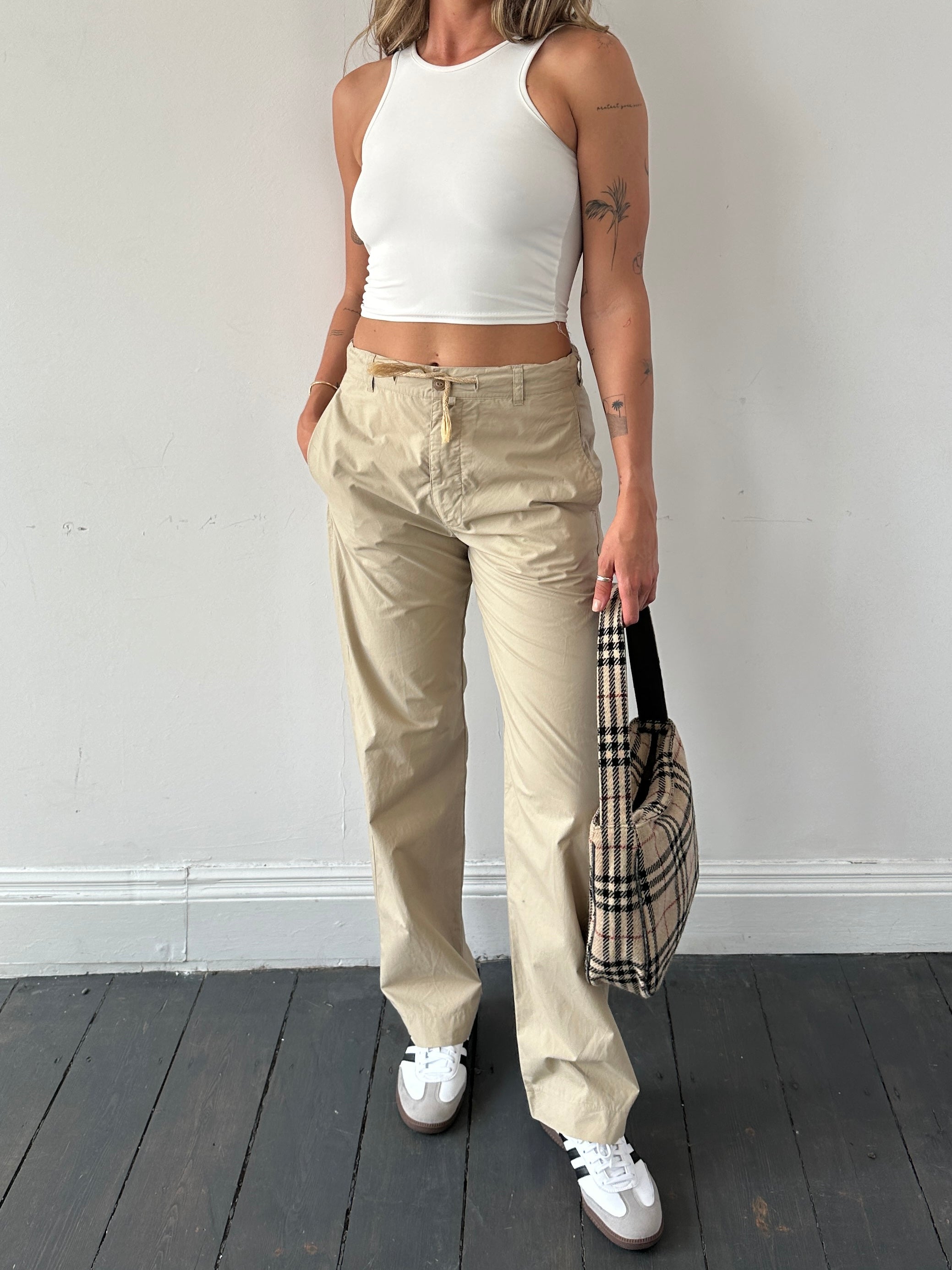 Guess cotton pull-on straight leg trousers in W29, featuring a sleek design and classic fit, shown on a model.