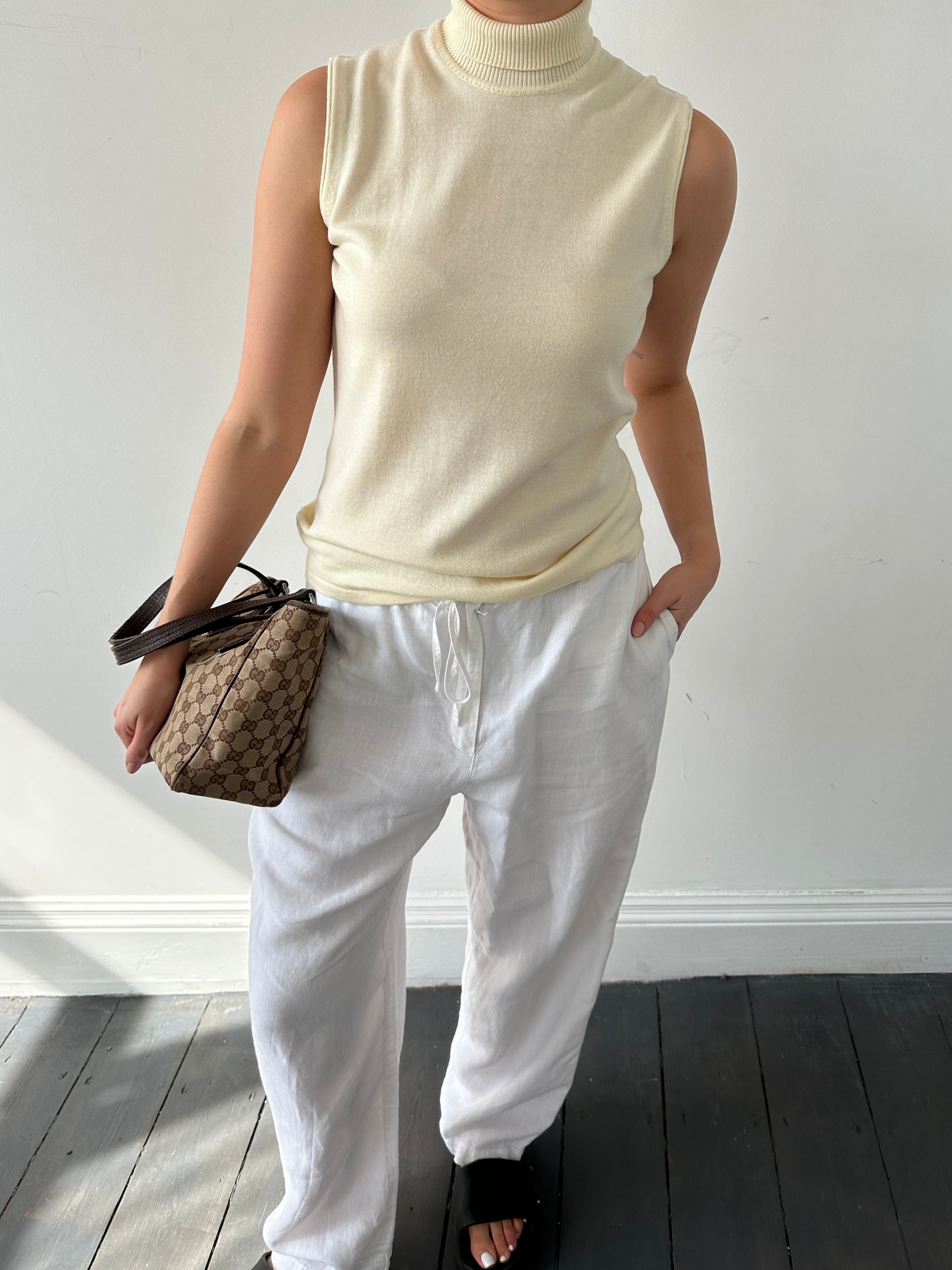 Armani Collezioni Sleeveless Turtle Neck Virgin Wool Jumper - S/M - SYLK