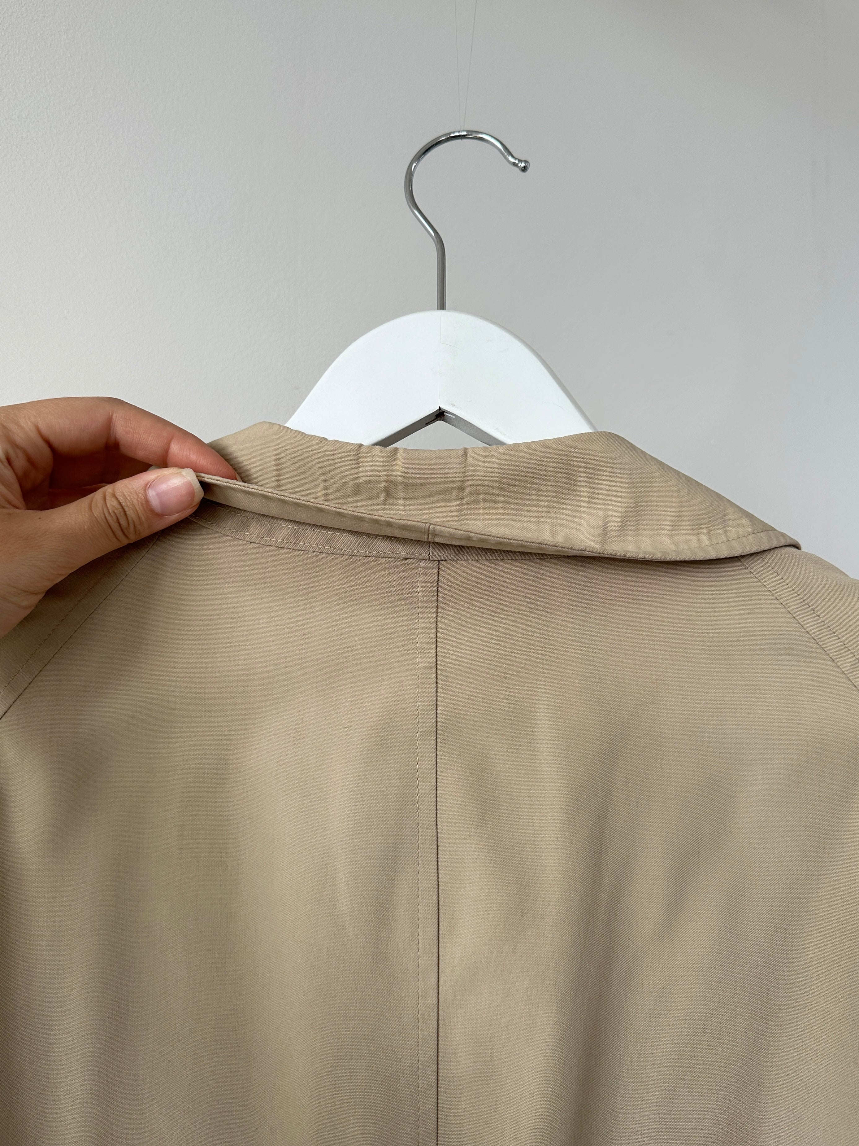 Burberry Nova Check trench coat in size L, classic beige coat with signature check pattern and belted waist.