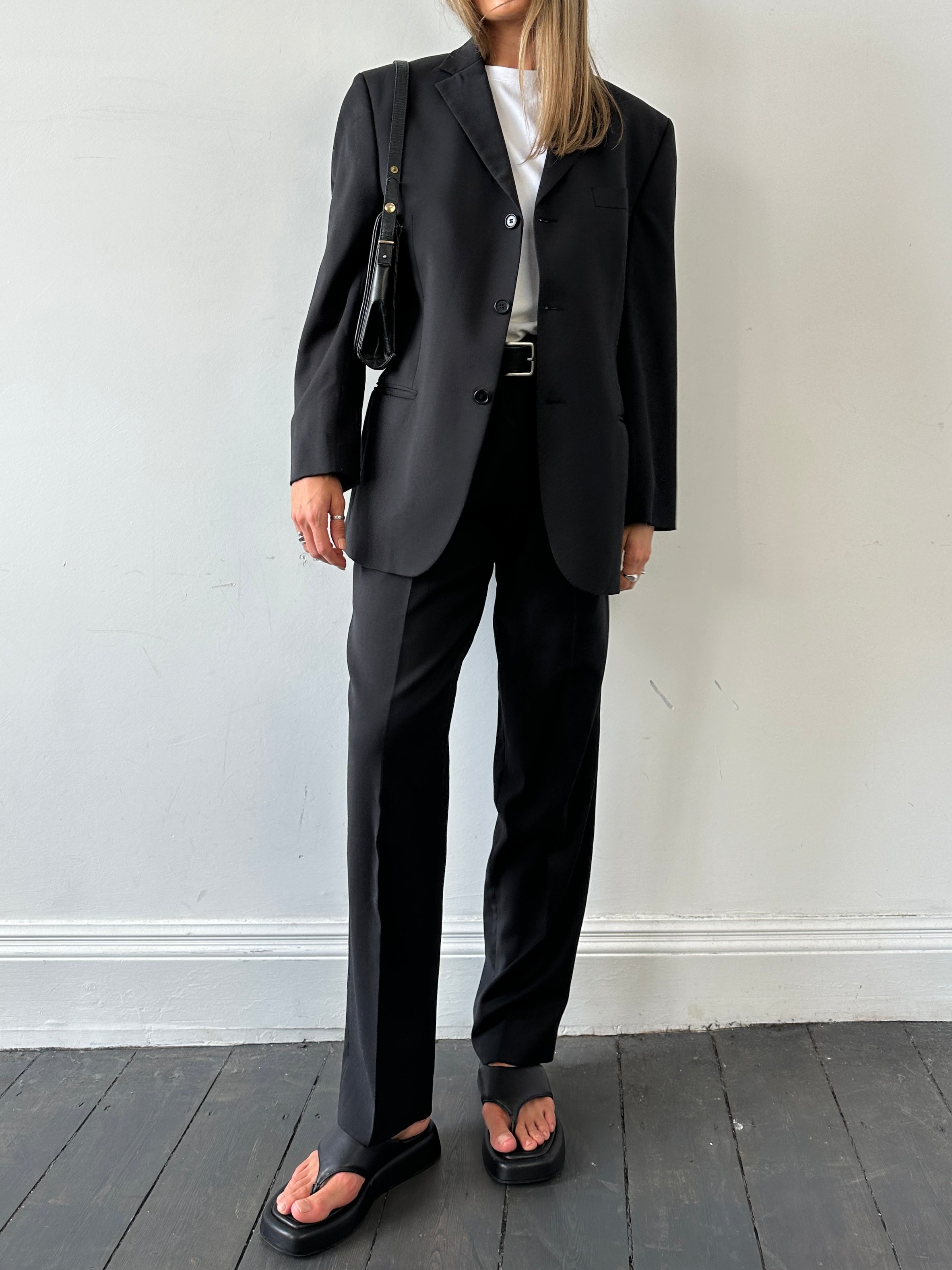 Pierre Cardin pure wool single-breasted suit jumpsuit, size 40R/W34, shown in a professional tailored fit.