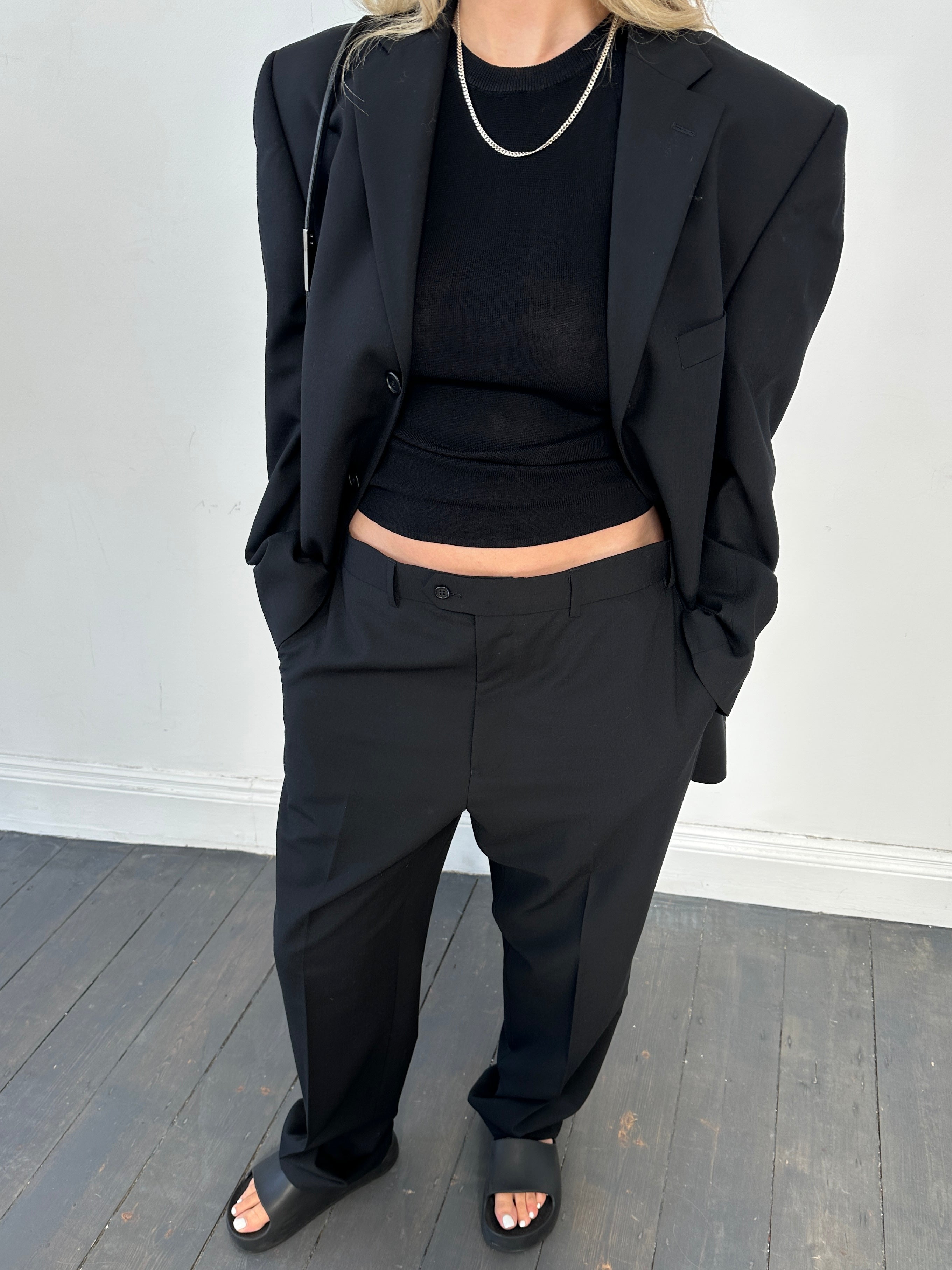 Vintage single-breasted wool blend suit jumpsuit in size 42R/W36, featuring tailored fit and classic style.