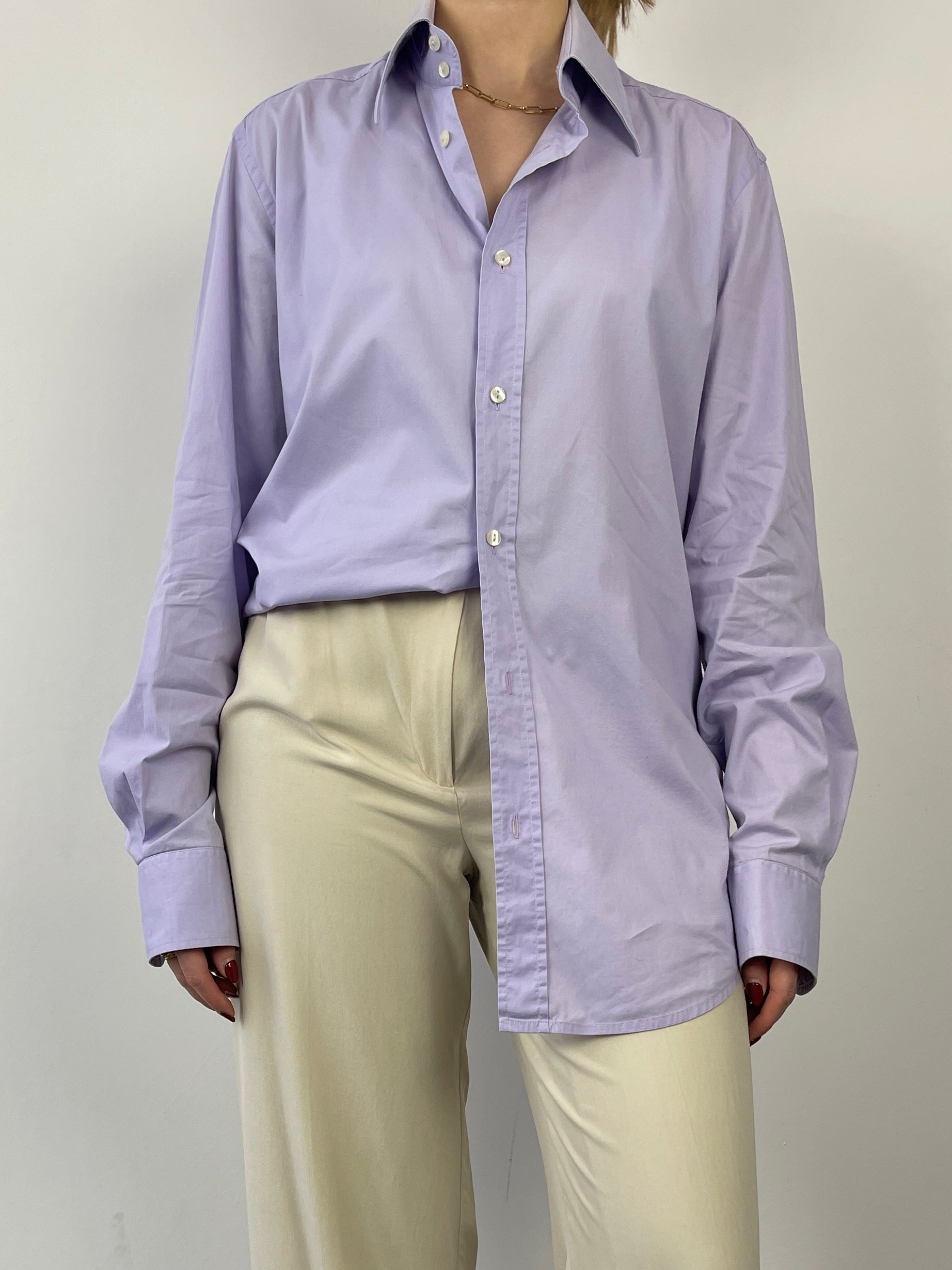Dolce & Gabbana purple cotton shirt in medium size, featuring a classic fit and stylish design.