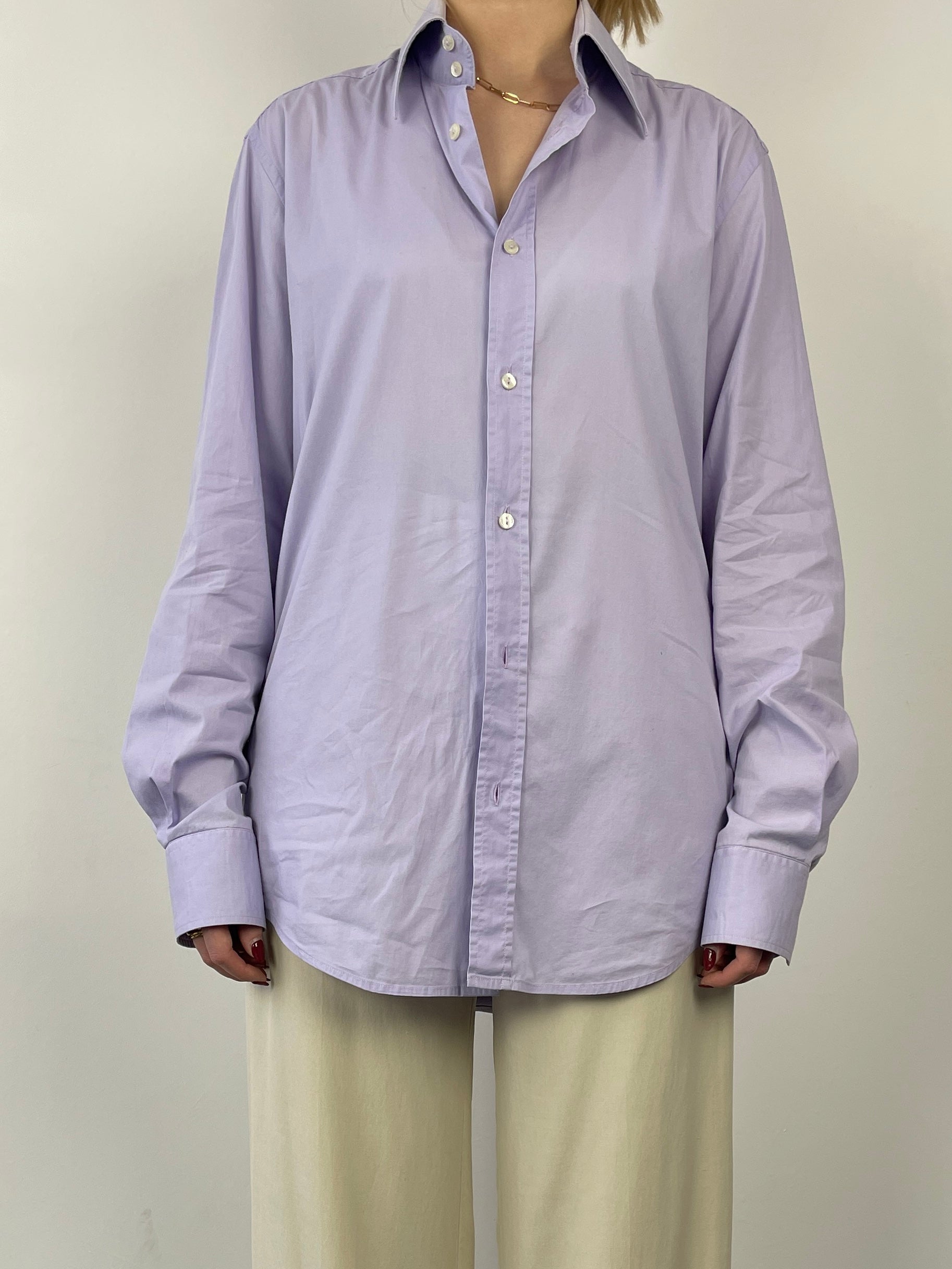 Dolce & Gabbana purple cotton shirt in medium size, featuring a classic button-up design and tailored fit.