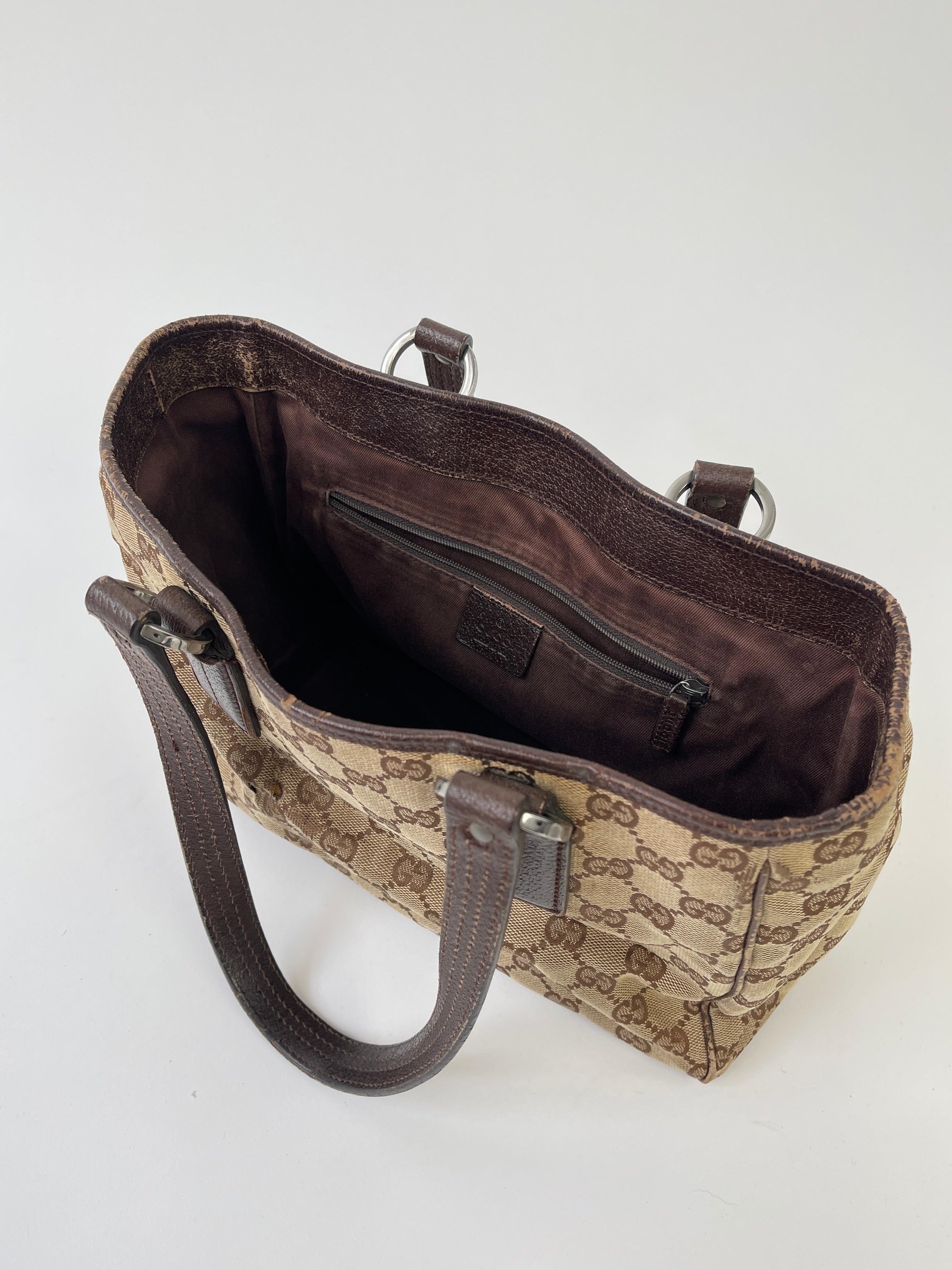 Gucci Monogram Shoulder Bag - SYLK