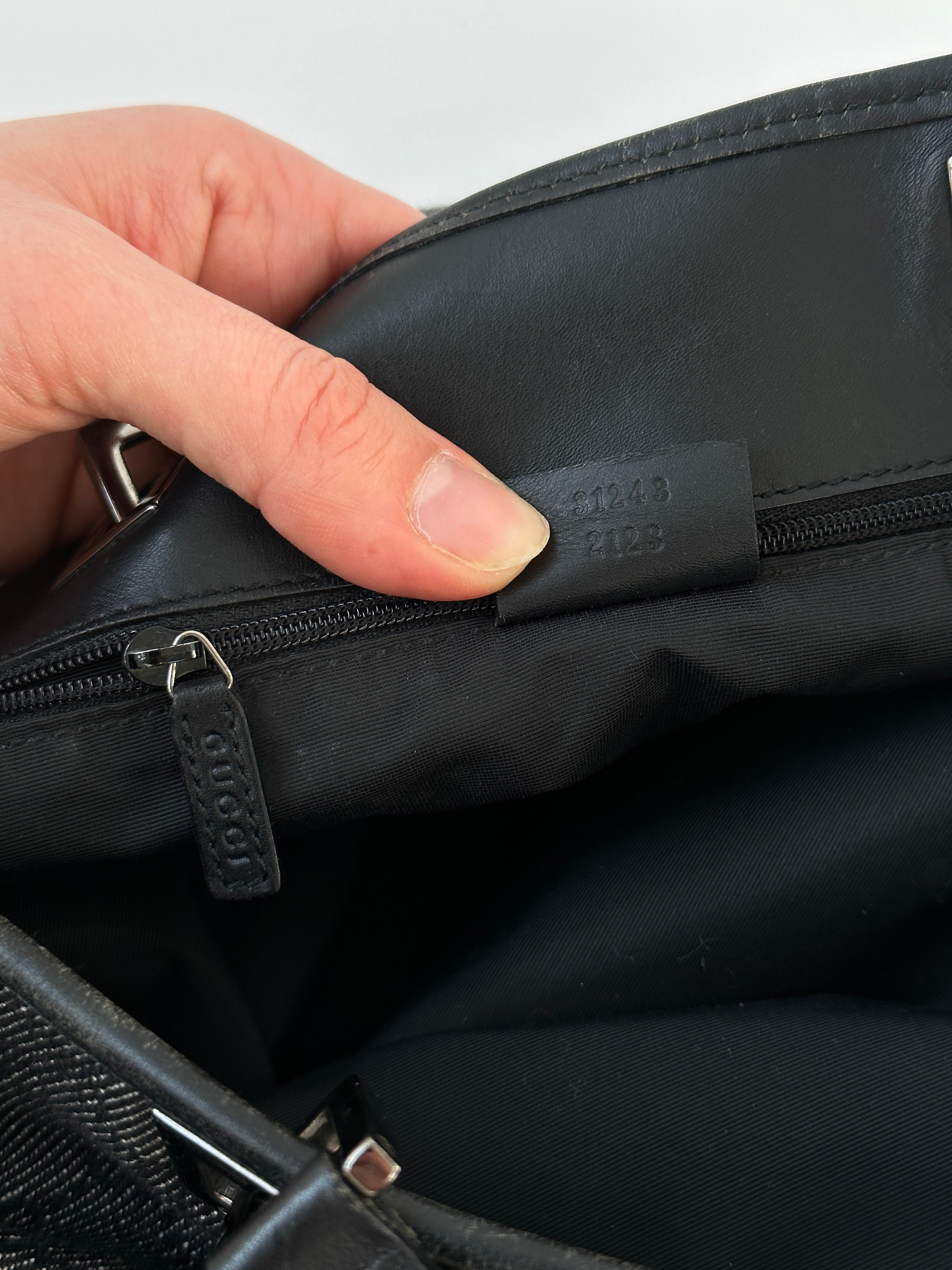 Gucci Monogram GG Bucket Tote Bag - SYLK