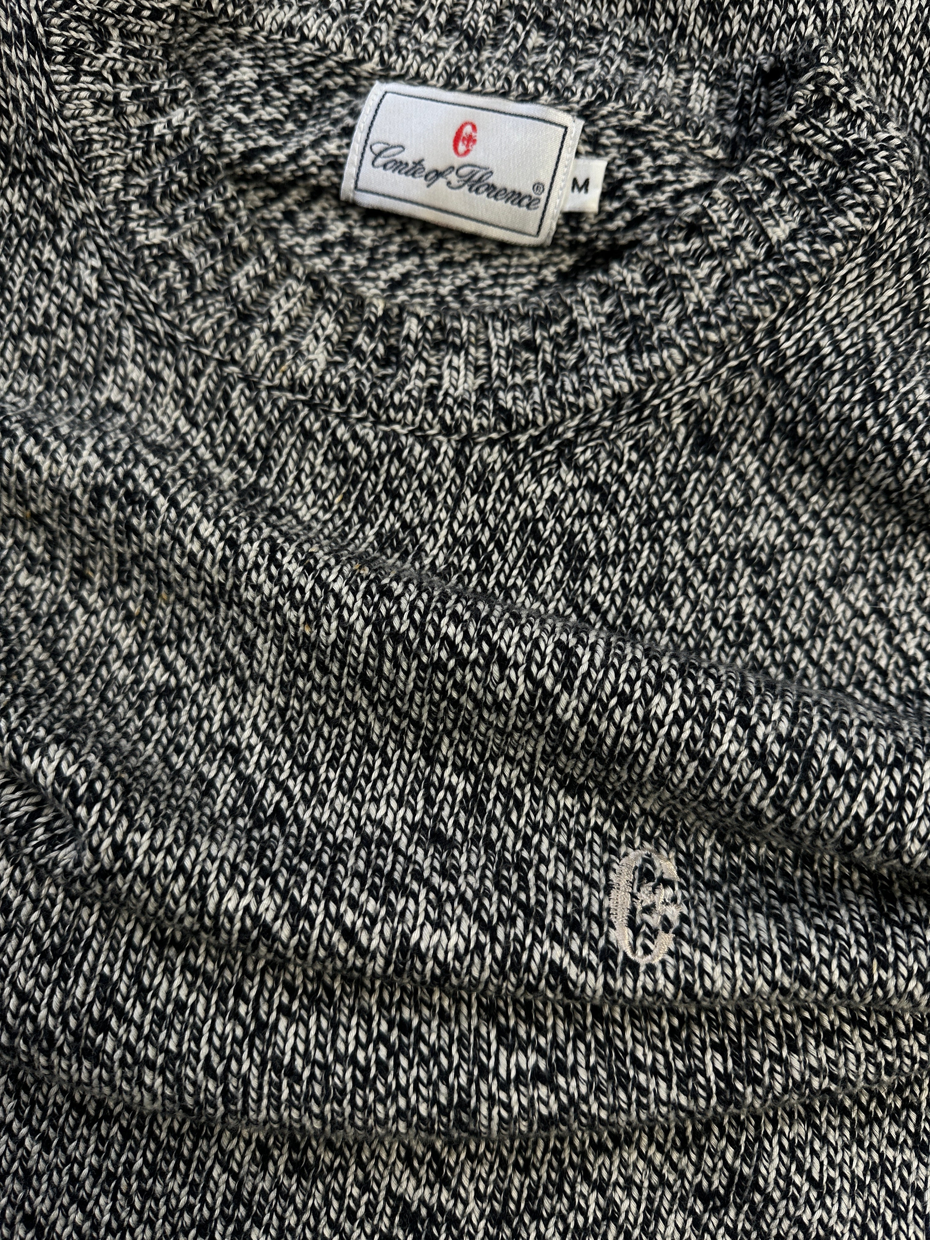 Vintage knitted melange embroidery logo jumper in size L/XL, featuring a cozy knit fabric and detailed logo embroidery.