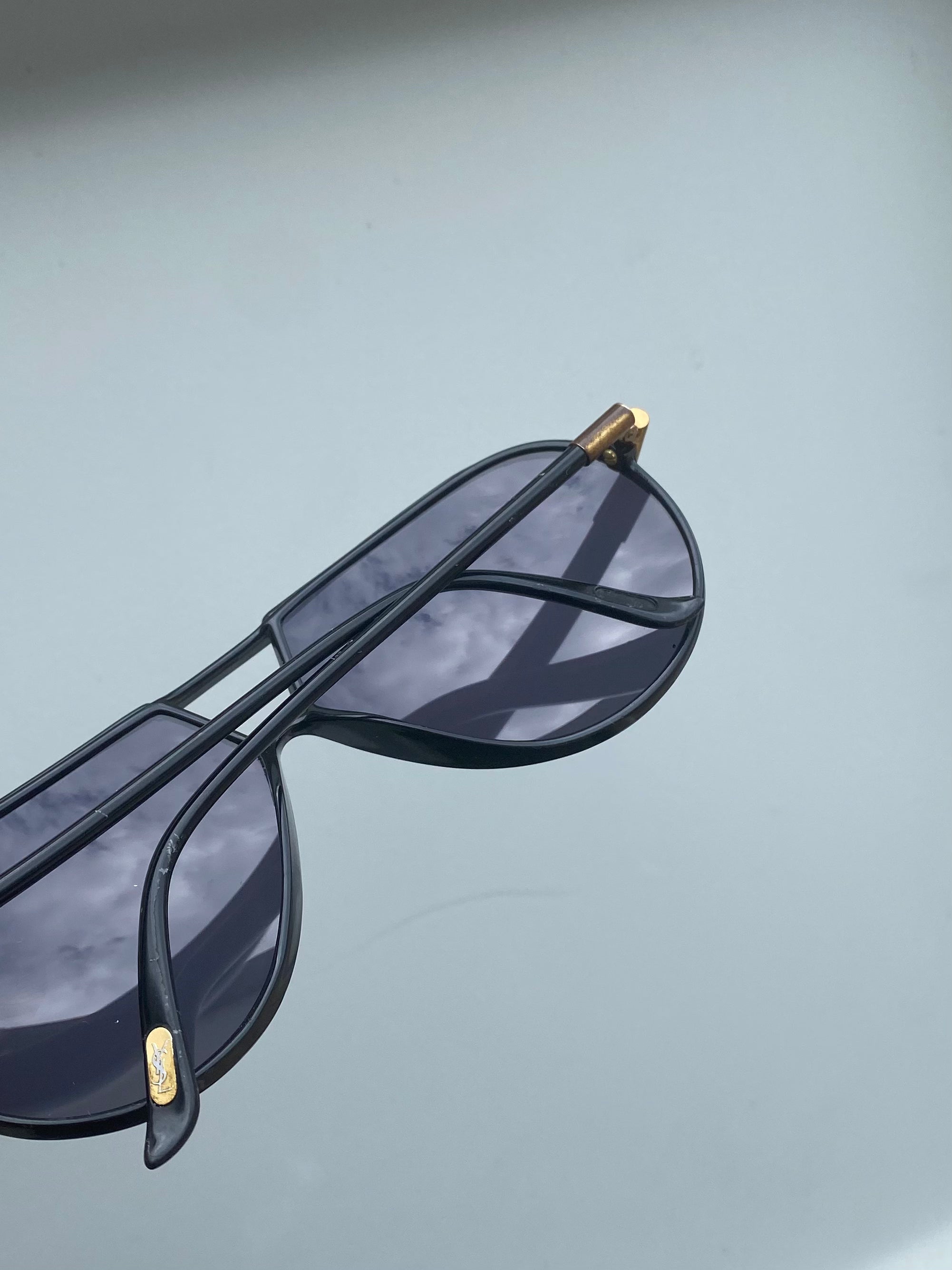 Yves Saint Laurent Aviator Sunglasses - SYLK