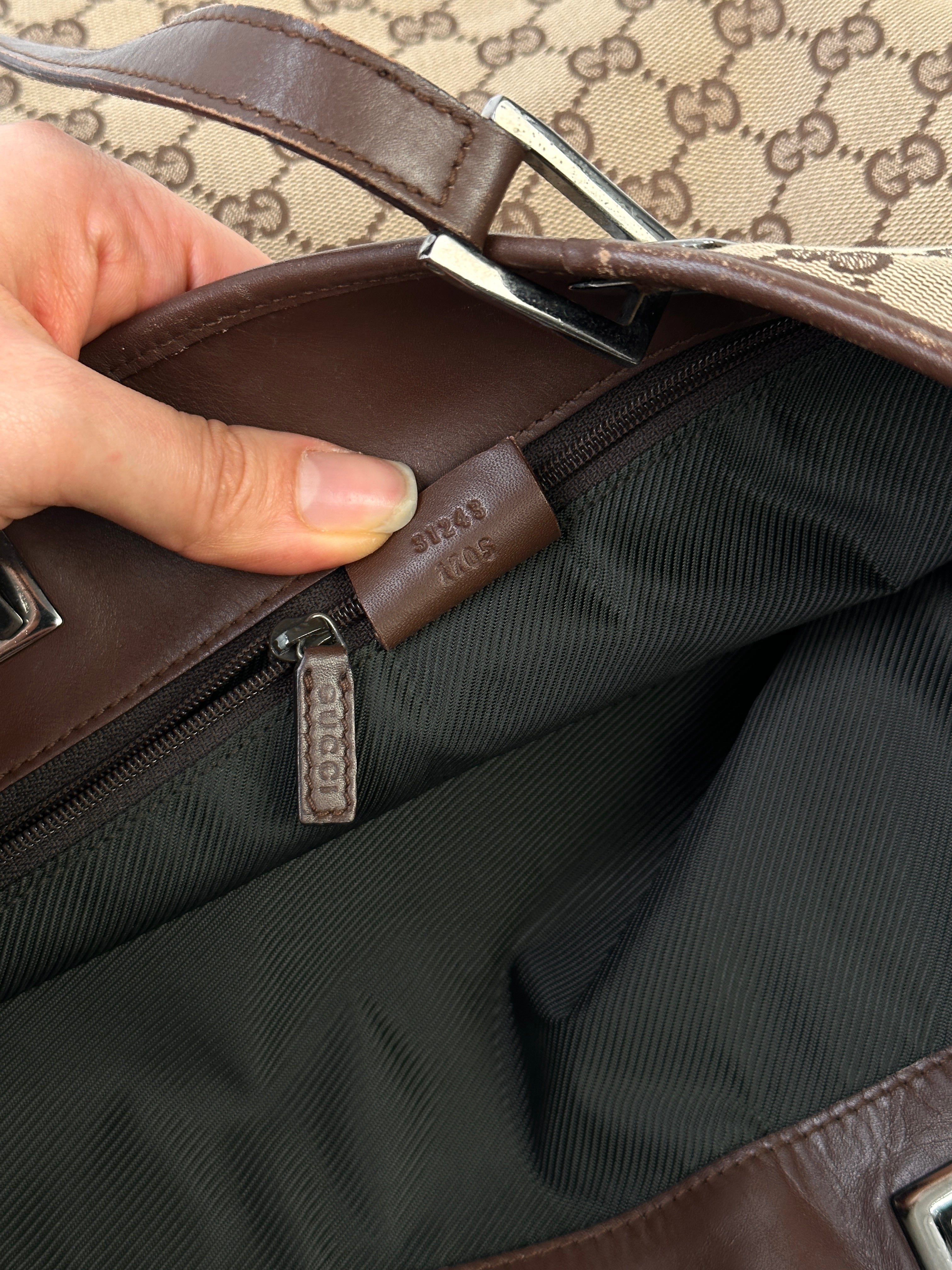 Gucci Monogram GG Bucket Tote Bag - SYLK