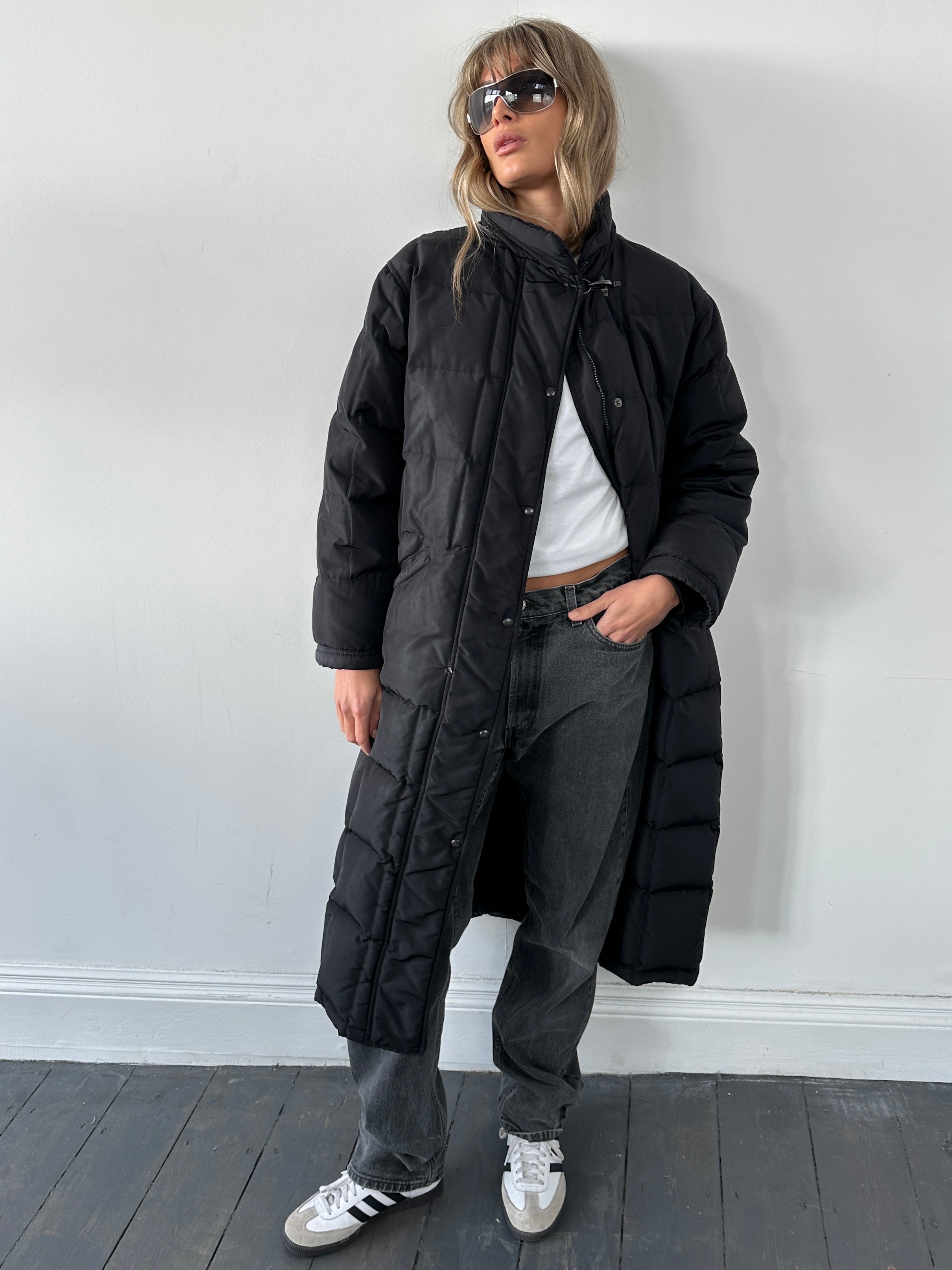 Fay floor-length down puffer coat in black, with a hood and quilted design, designed for warmth and style.